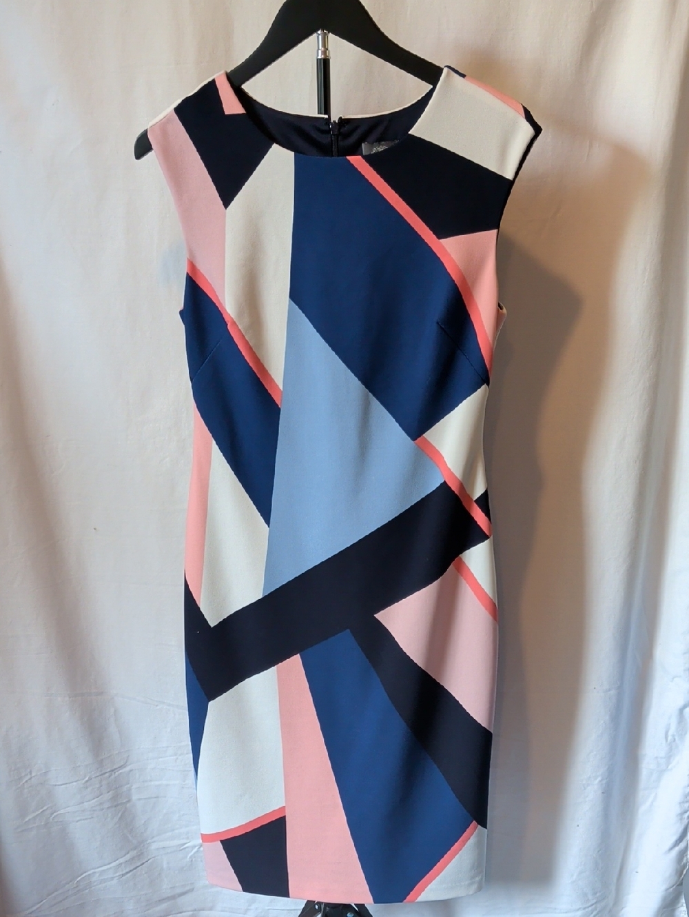 Vince Camuto Sleeveless Geometric Colorblock Sheath Dress in Navy and Pink